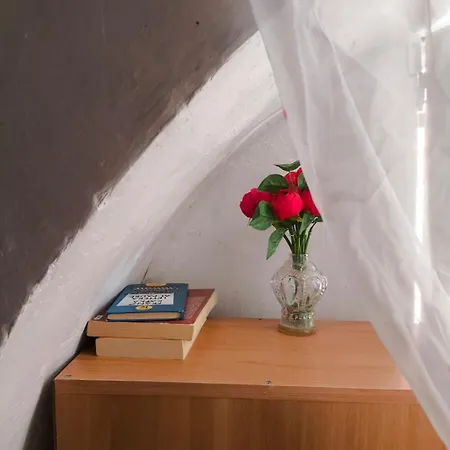 Arch House Apartment *