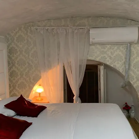 Arch House Апартаменты Бари